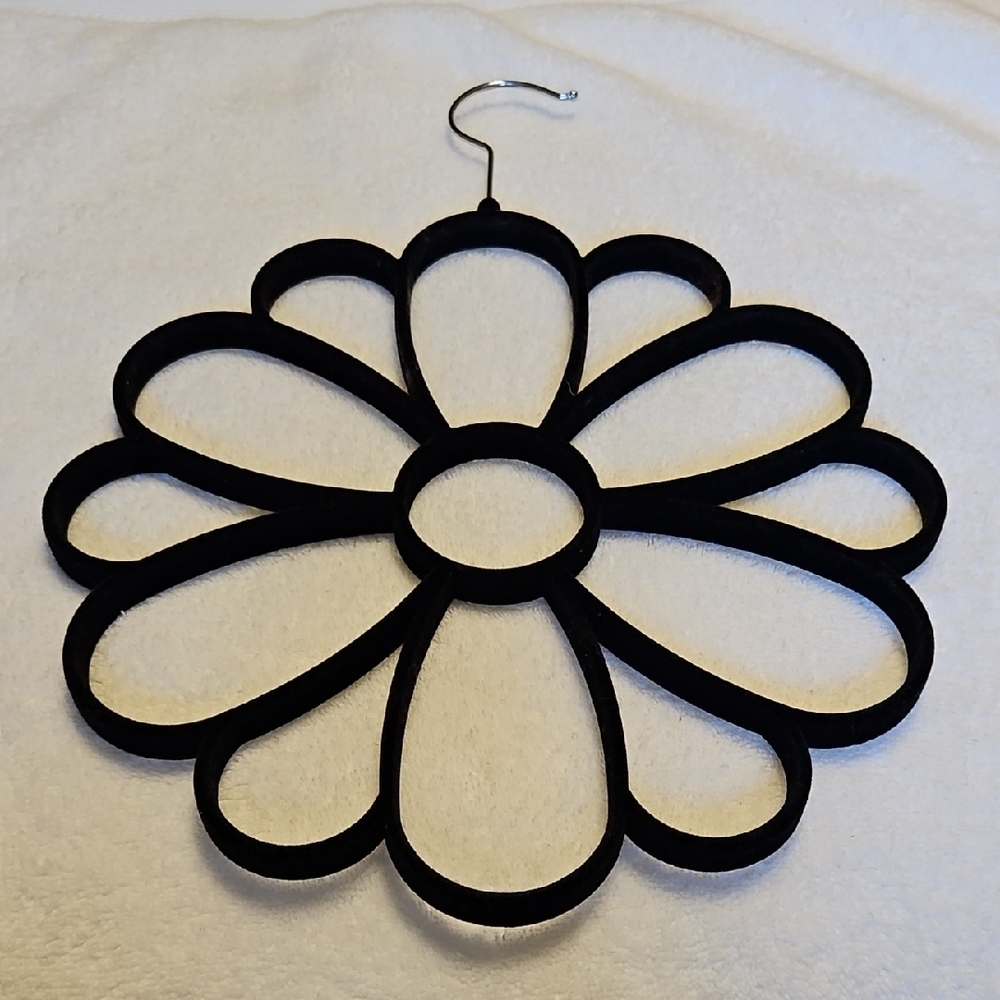 Source Unknown Black Floral Scarf Closet Organizer